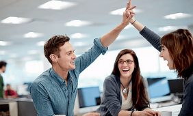 القيادة الواعية: تحقيق الانسجام بين العمل والحياة في مكان العمل