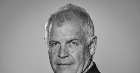 تغطية الحروب: الأمل في عالم أفضل من خلال المبادرات الإنسانية