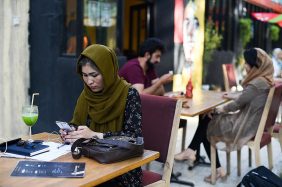 الخدر العاطفي: دليل شامل لفهم أسباب التبلد وكيفية استعادة الشعور