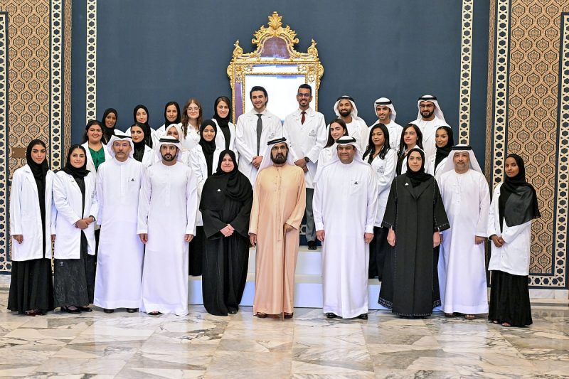 الرعاية الصحية في الإمارات: لقاء محمد بن راشد والخريجين..ما الرسالة؟