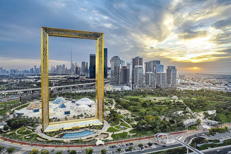 مستقبل الاستثمار: لماذا تتجه الشركات إلى الإمارات العربية المتحدة؟