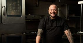 جيمس نايت باتشيكو و دعم مجتمع الطهاة في الإمارات