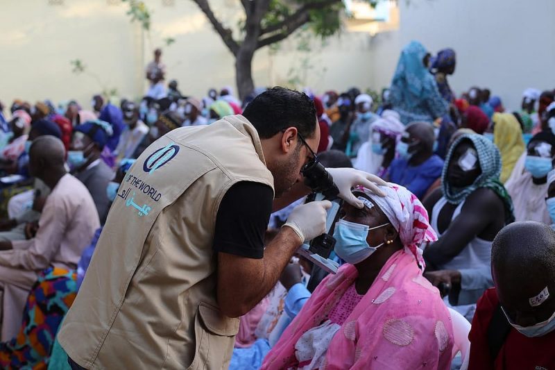 عين العالم: جائزة تقديرًا لجهودها في مكافحة العمى المستدامة