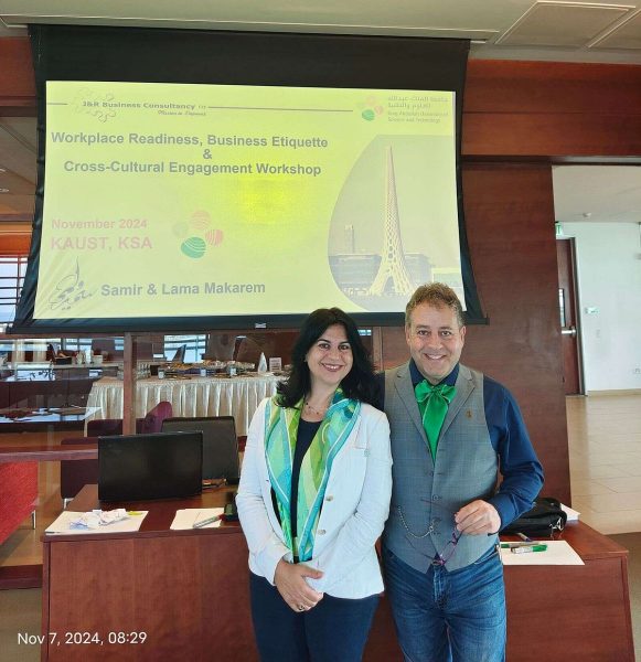 الاستشارات التجارية في الإمارات: من المحلية إلى العالمية