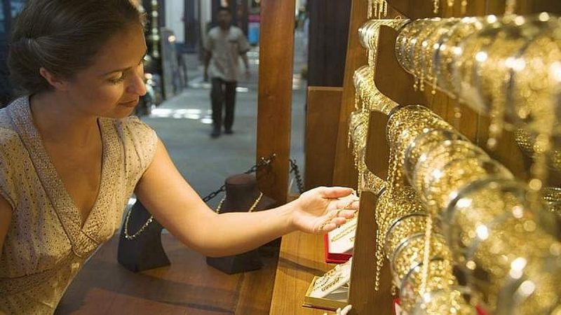 أسعار الذهب في دبي: نظرة تفصيلية على عيار 24 وباقي العيارات