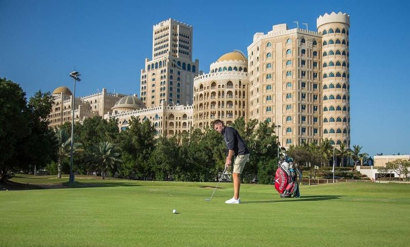 السياحة الرياضية في الإمارات: اكتشف أسرار جذب السياح والرياضيين