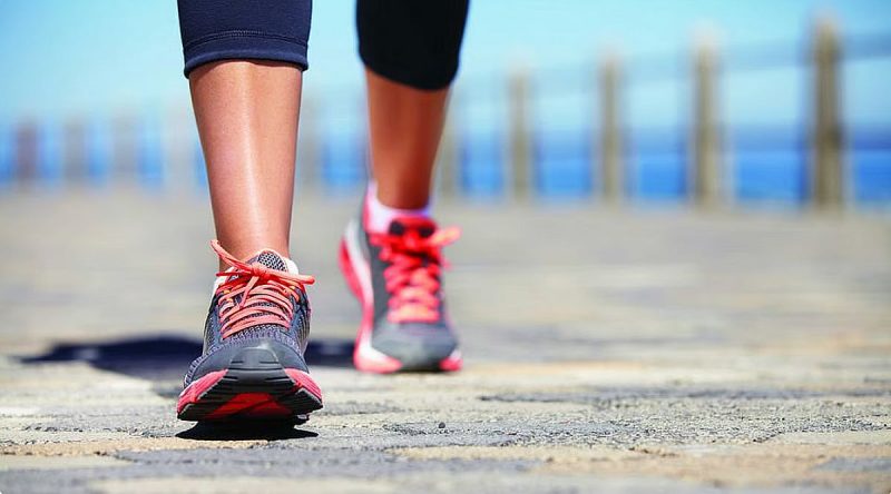 المشي اليومي: كيف يساعد الإماراتيين على تجنب السمنة؟