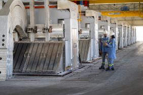 الإمارات العالمية للألمنيوم نحو مستقبل أخضر بإنتاج المعادن بتقنية إي إكس