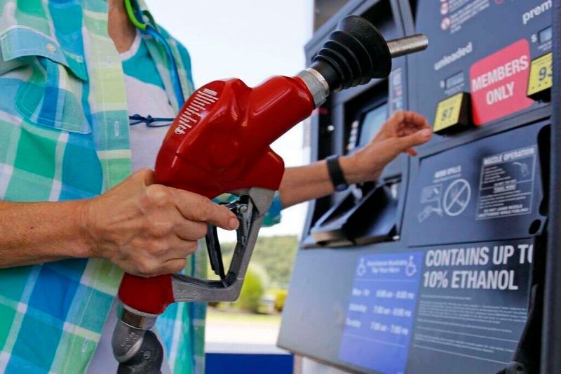 تحليل أثر تحرير أسعار الوقود في الإمارات على المواطنين