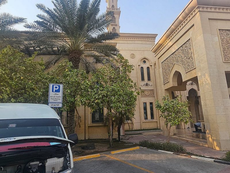نظام باركين في مساجد دبي: أسئلة وأجوبة للمصلين