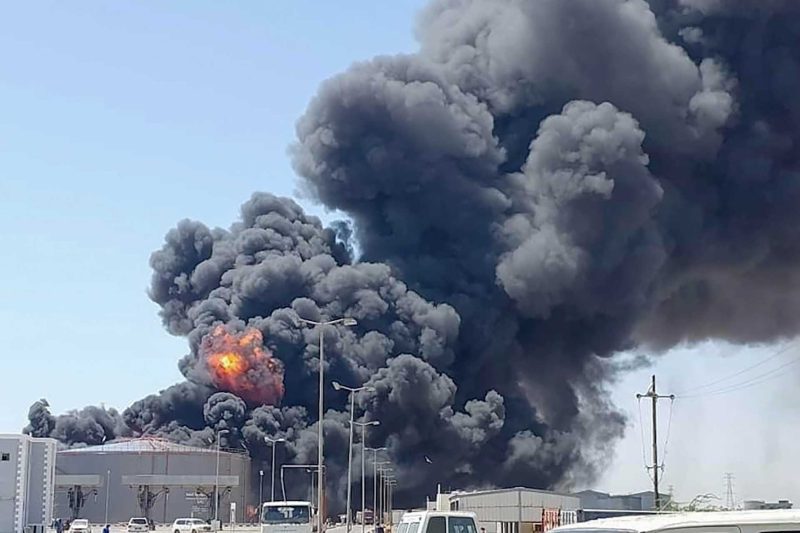 بين اتهامات البرهان ونفي الإمارات: تصعيد التوتر في السودان إلى أين؟