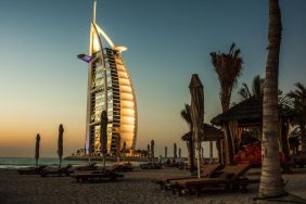 توقعات وآفاق ميزانية دبي 2026-2028 في ظل التحديات العالمية