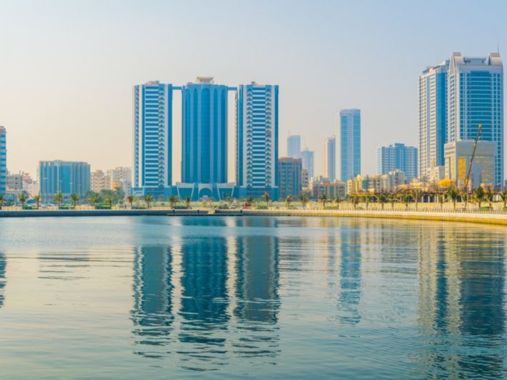 السياحة في عجمان: كل ما تحتاج معرفته لزيارة لا تُنسى