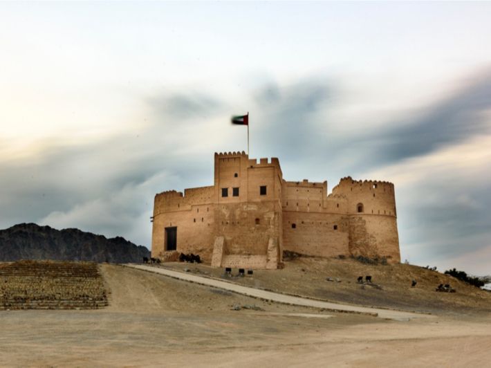 السياحة في الفجيرة: معلومات ونصائح أساسية قبل السفر
