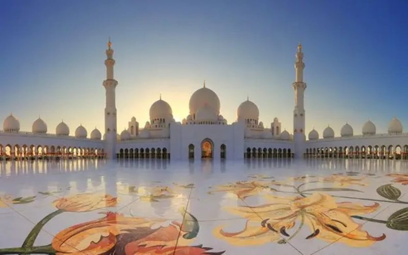 السياحة الثقافية في الإمارات: استثمار في التراث والهوية الوطنية