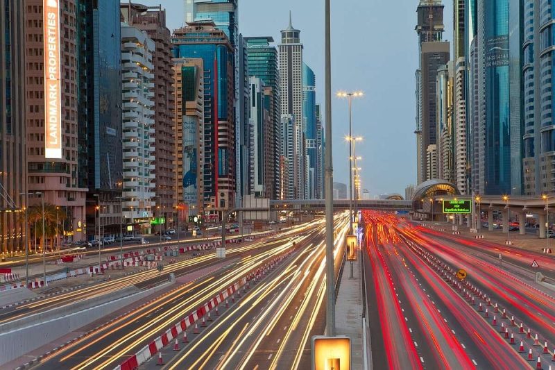 كل ما تحتاج معرفته عن إغلاقات الطرق في دبي خلال احتفالات رأس السنة