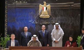 كل ما تريد معرفته عن مصنع بطاريات تخزين الطاقة الجديد في مصر