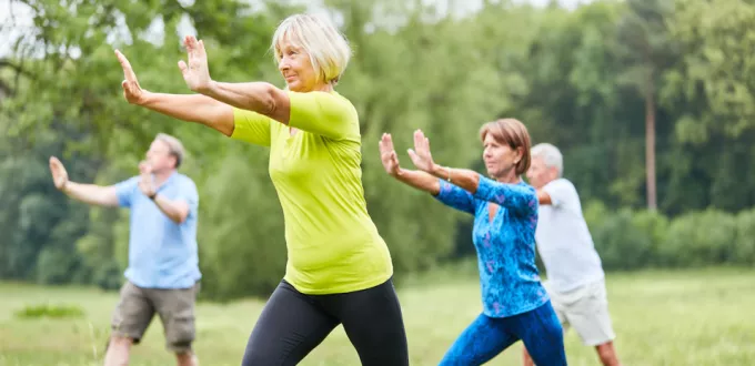 تعلم تاي تشي: خطوات بسيطة لتحسين لياقتك البدنية ومرونتك