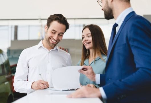 تمويل سيارات مستعملة بأقل فائدة في الإمارات: كيف تجدها؟