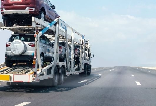 كيف تستفيد من قانون استيراد السيارات من الإمارات إلى مصر؟