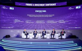 الطاقة الذكية: الإمارات تستعرض أهدافها في أديبك