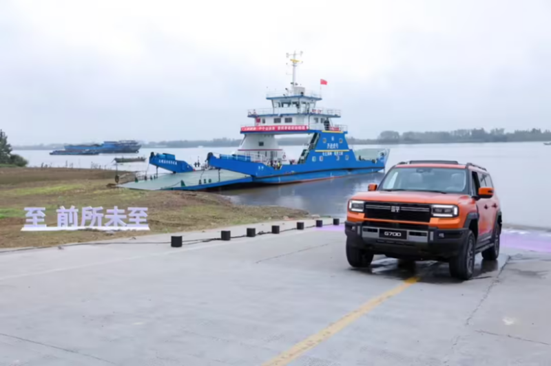 سيارة برمائية: نظرة على التكنولوجيا الهجينة المستقبلية