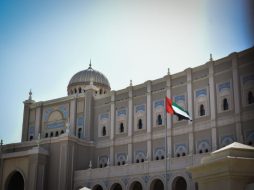 جامعة الشارقة: كل ما يهم الطلاب وأولياء الأمور