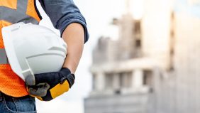 السلامة المهنية: كيف تساهم الشارقة في تحقيق رؤية الإمارات؟