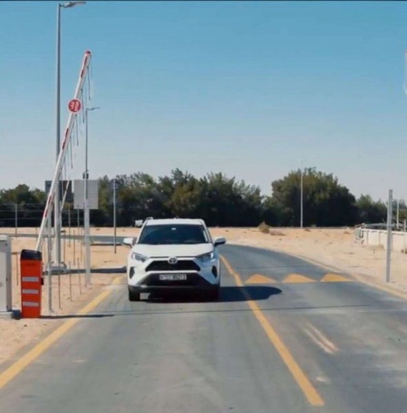 السلامة المرورية: دبي تتبنى حلولاً ذكية لتقليل الحوادث
