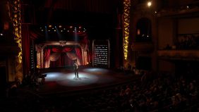 تتويج 'الهاربات' في أيام قرطاج المسرحية: دلالات وأبعاد