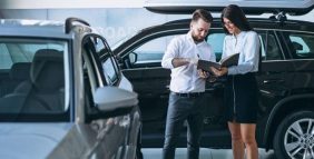 نصائح أساسية قبل التقدم لقروض السيارات في الإمارات