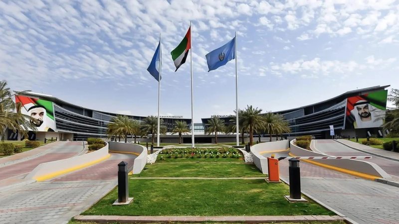 نحو مستقبل صحي: مركز أبحاث الخلايا الجذعية في جامعة الإمارات