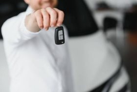 نصائح لبيع سيارتك المستعملة في الإمارات بأسرع وقت