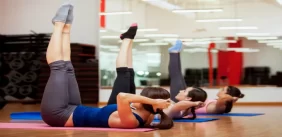 الفوائد الصحية لتمارين رفع الساقين: لماذا يجب أن تبدأ اليوم؟