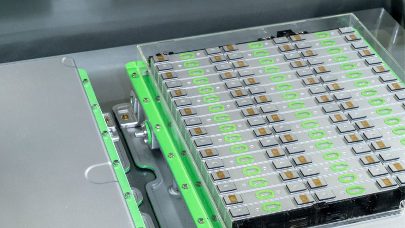 تقنية التحكم الحراري في البطاريات: كل ما تحتاج معرفته عن تبريد البطاريات