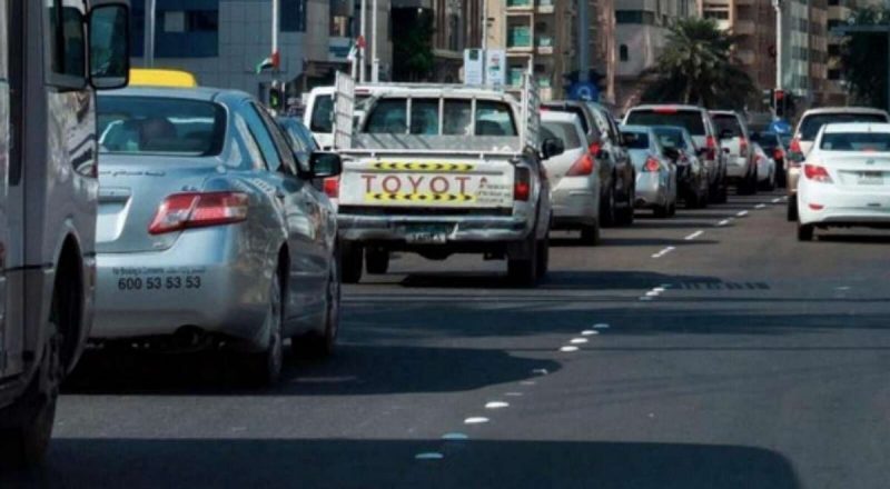 تحديثات مباشرة حول الازدحام المروري على شارع الشيخ زايد