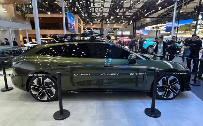 دليل المشتري: هل سيارة شيري الكهربائية الهجينة هي خيارك الأمثل؟