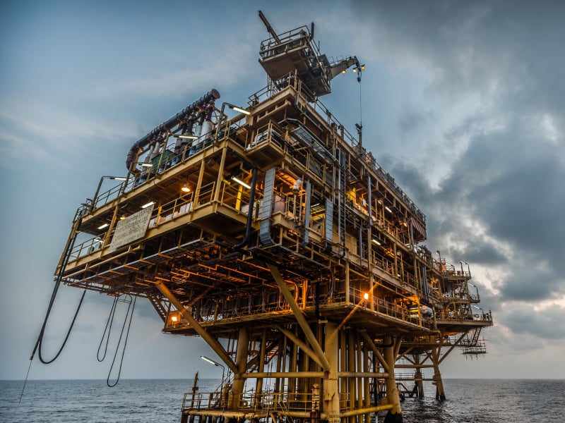 مبادلة للطاقة: دور رائد في سوق الطاقة العالمي بفضل صفقات الغاز