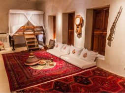 كل ما تود معرفته عن متحف الشارقة للتراث: معلومات، خدمات، والمزيد