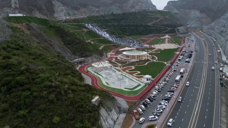 كلباء تستقبل الزوار في مهرجان درة الساحل الشرقي