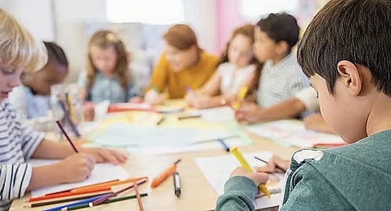 سياسات الحضور في مدارس الإمارات: أسئلة وأجوبة لأولياء الأمور