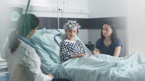 من الكرسي المتحرك إلى المشي: التحفيز العميق لعلاج إصابات النخاع الشوكي