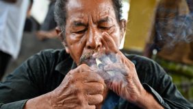 التدخين وسرطان الرأس والرقبة: اكتشاف أنماط جديدة لتلف الحمض النووي