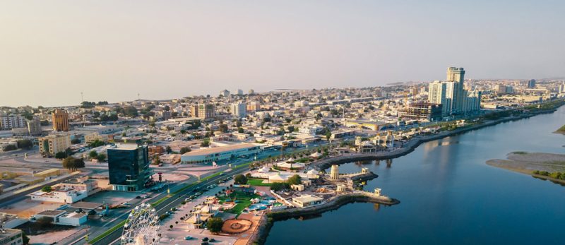 الاستقرار في رأس الخيمة: دليل المقيمين الجدد