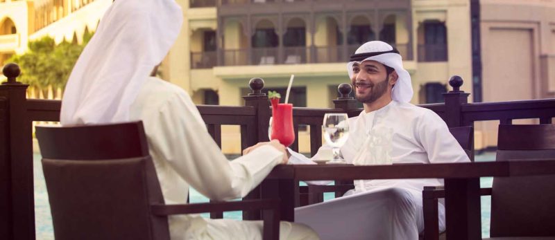 دليلك لأفضل مقاهي الشيشة في رأس الخيمة: النكهات والمزايا