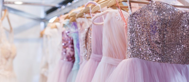 فساتين راقية: اختياراتنا لأفضل محلات فساتين في الشارقة