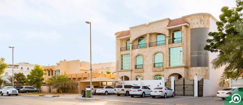 نصائح للسكن في المشرف أبوظبي: كل ما يجب مراعاته