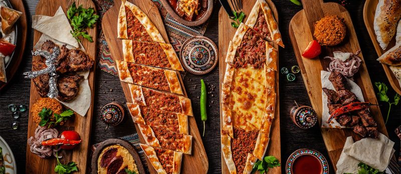 مطاعم تركية في رأس الخيمة: تجربة فريدة تجمع بين الأصالة والحداثة