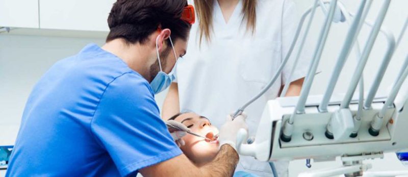 أفضل عيادة أسنان في عجمان: احصل على ابتسامة مثالية