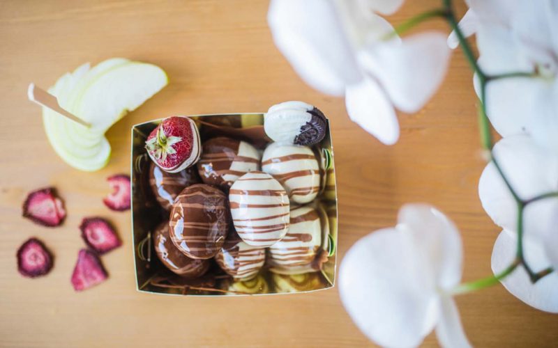 أفضل محلات لقمة القاضي في دبي: أين تتناول أشهى اللقيمات؟